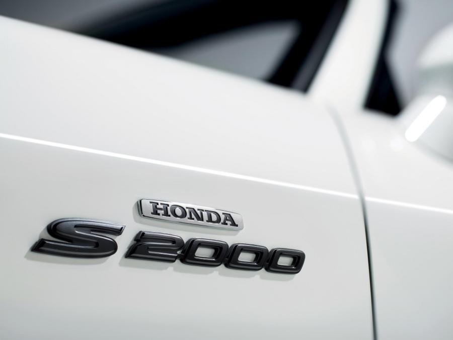  Honda S2000 Ultimate Edition 2009 года  (фото 6 из 56)